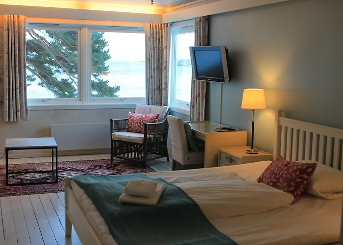 - By Classic Norway Fevik